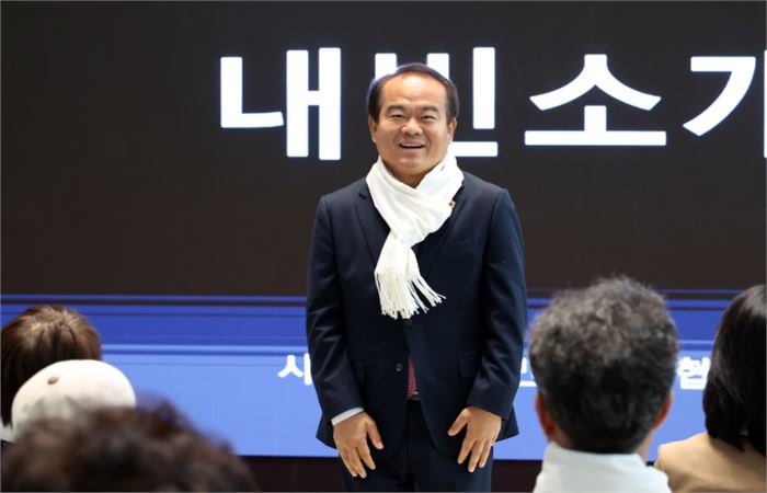 성남시의회, 2024년 성남시 우수공예품 전시전 개막식 참석