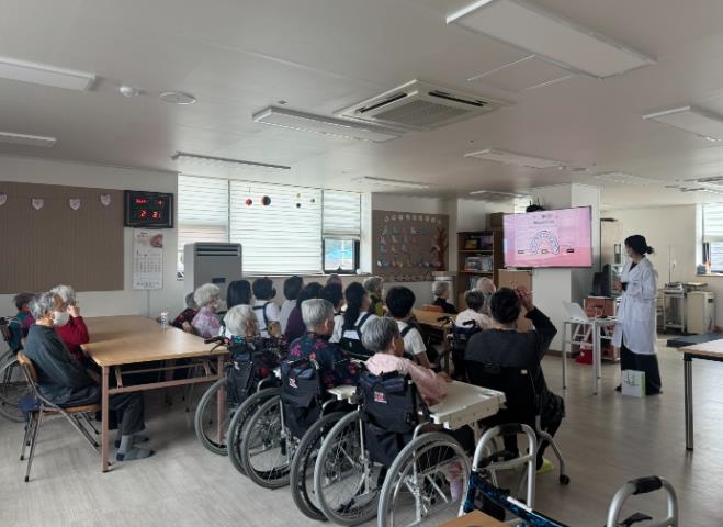 횡성군 ‘요양시설 찾아가는 구강교육’ 추진