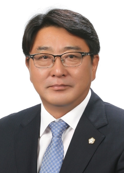 강원도의회 최규만 안전건설위원장, 제20회 강원특별자치도 어르신생활체육대회에서 감사패 수상