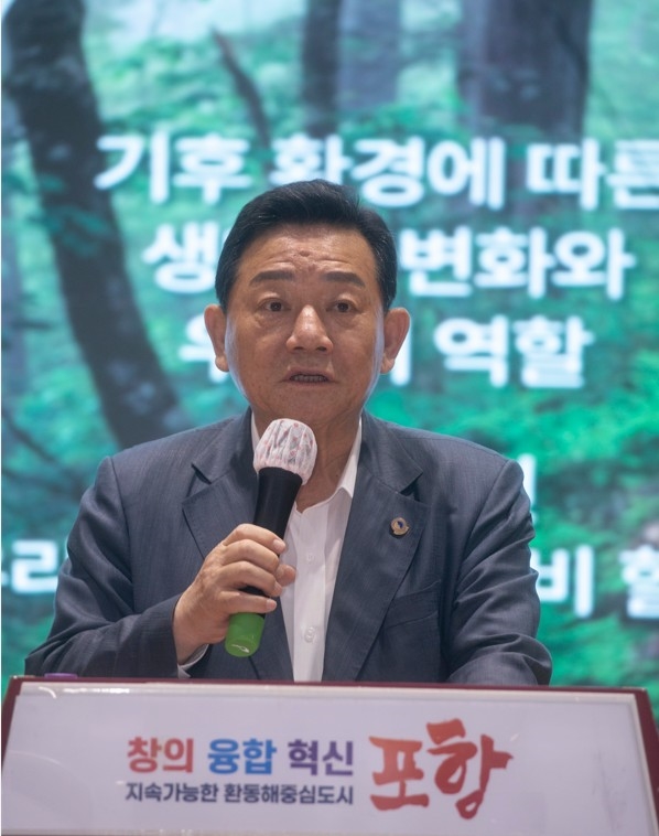 공원식 행사 대회장이 대회사를 하고 있다.    © 사진=인디포커스 김한솔 기자