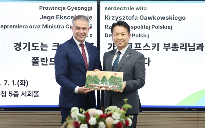 폴란드 부총리 면담