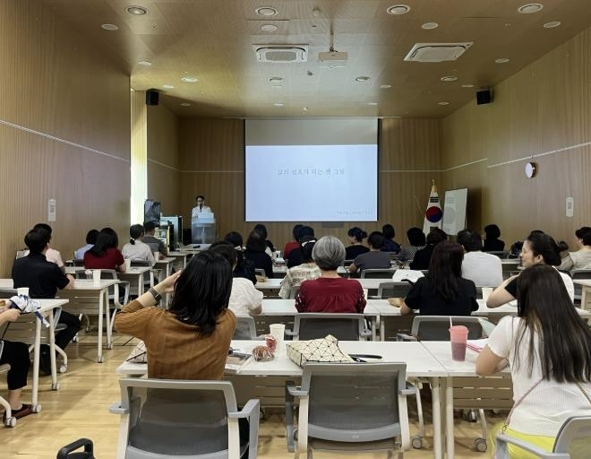 여주교육지원청, 교원 대상 예술 인문학 감성 직무연수 운영