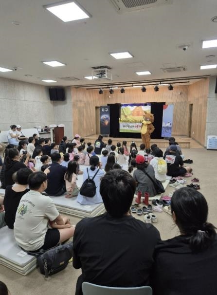 동두천시, 지역문화 활성화 지원사업 ‘환경 인형극’ 첫 공연 선보여