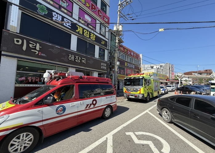 계양소방서, 소방차 출동로 확보·길 터주기 훈련
