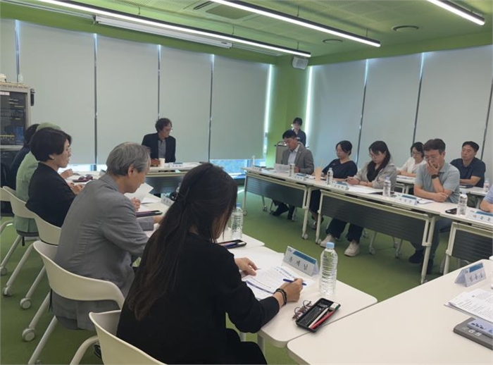 파주시의회 손성익 의원 파주시 공공도서관, '리박스쿨' 도서 퇴출 결정