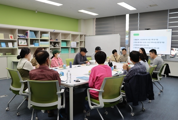 <모서리> 2기 오리엔테이션 현장 ⓒ고성문화재단