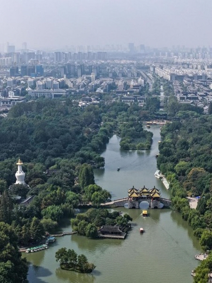  13일 양저우 서우시후(瘦西湖). (사진/신화통신)