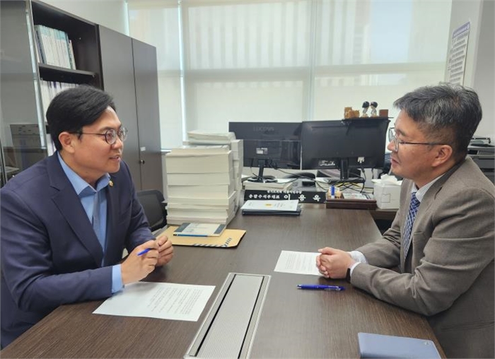 경기도의회  이용욱 의원, 재가노인지원서비스 일몰은 복지 후퇴... 복지국 책임있는 대책 마련 촉구