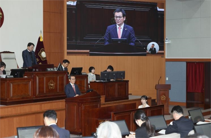 김홍규 강릉시장, 2026년 강릉시정 운영방향 발표