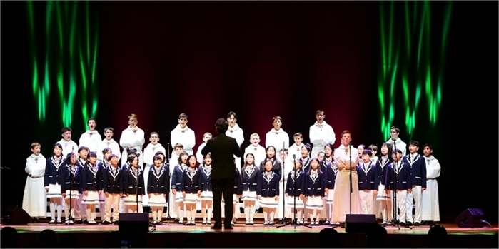 강화군, 파리나무십자가 소년합창단 초청 공연에 객석 가득 ‘성황’