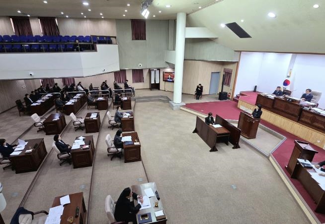 군포시의회는 12월 1일부터 18일까지 제285회 정례회를 운영했다. 2025년도 회기는 이번 정례회 폐회로 마무리됐다.