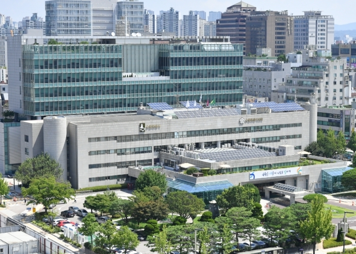 수원시청사 전경