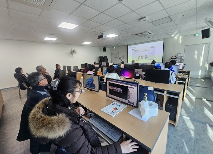 강화군, 주민 디지털 역량 쑥쑥… 정보화 교육 성공적 마무리 