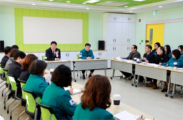 태백시, 공공보건 현안 점검…지휘부 회의 개최